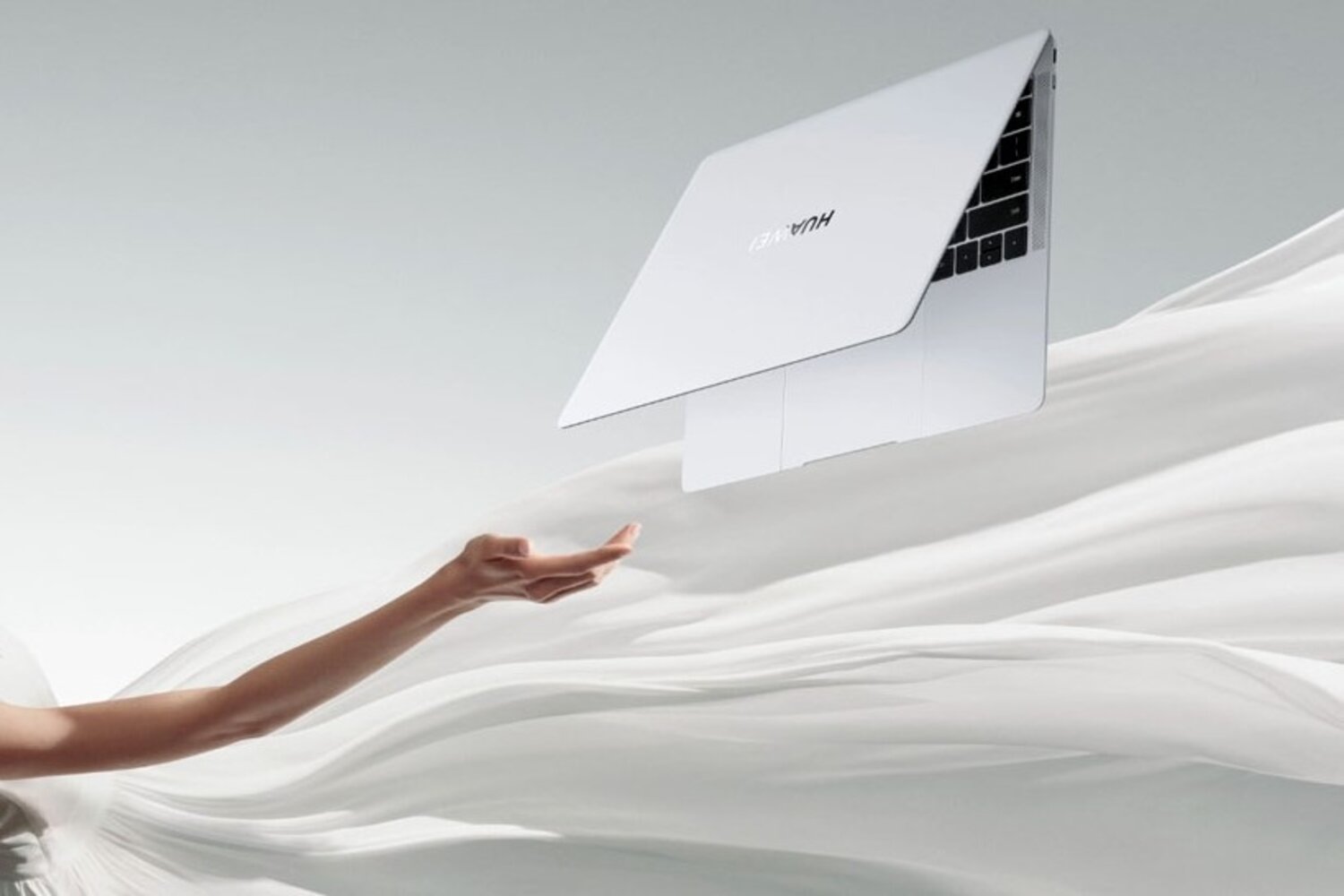 Huawei Matebook(1)