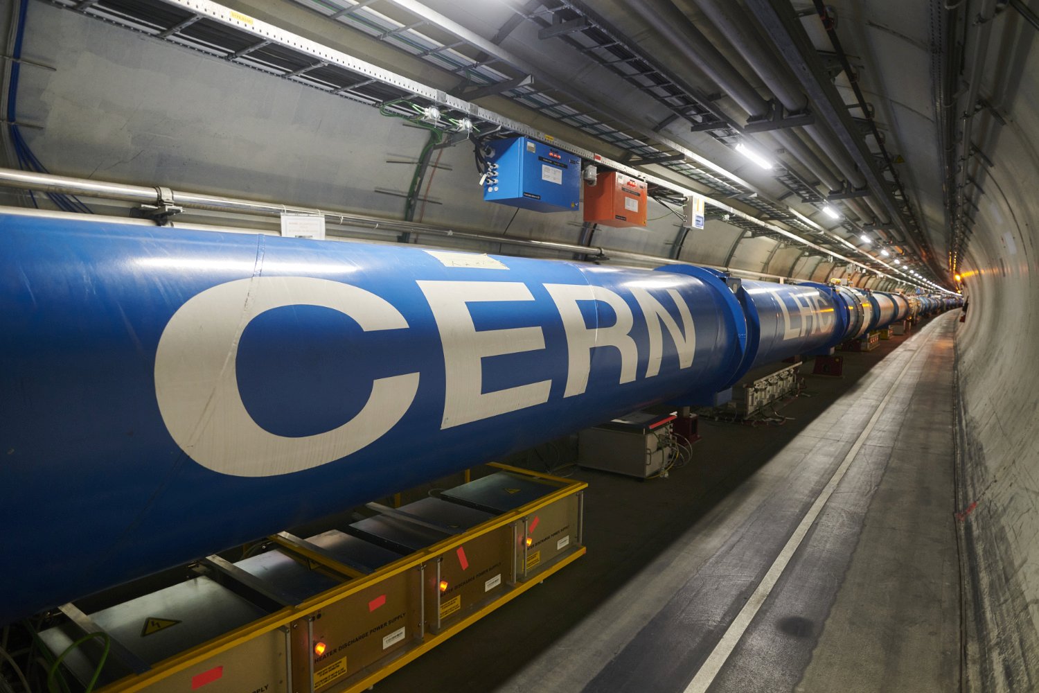 Accelerateur Particule Collisionneur Hadrons Cern