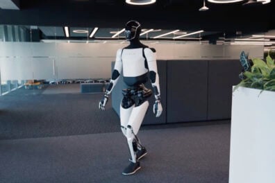Tesla Optimus Robot Humanoide 2025 Usine