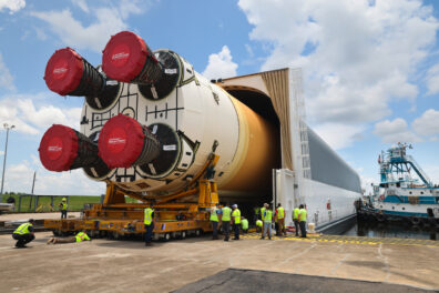 Sls Fusee Nasa Artemis 2 Pegasus Livraison
