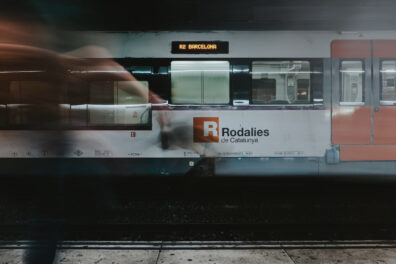 Barcelone Metro Frein Regeneratif Recharge Voiture Electrique