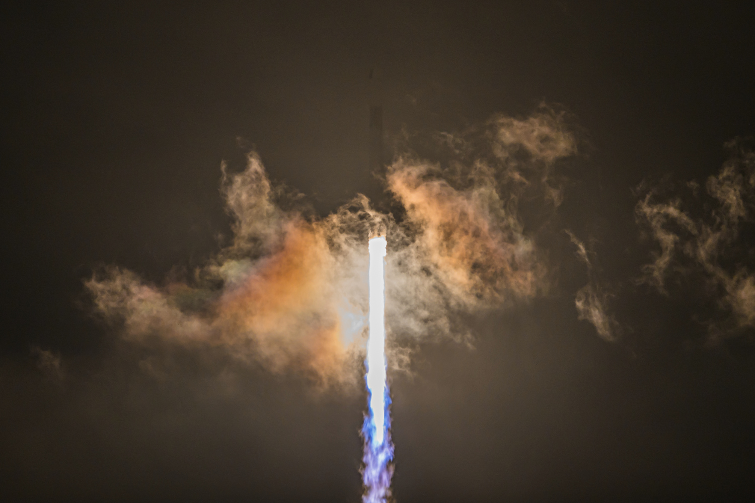 Fusee Polaris Dawn Falcon 9 Septembre 2024 Decollage