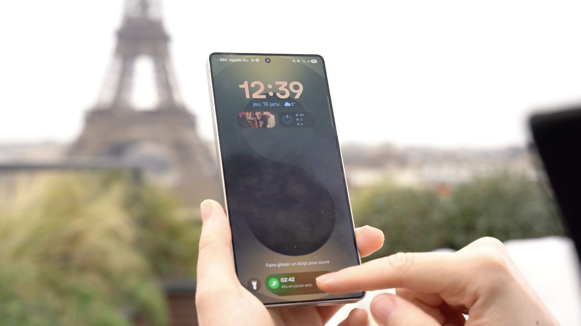 One Ui 7 Samsung Galaxy S25 Now Bar Verrouillage