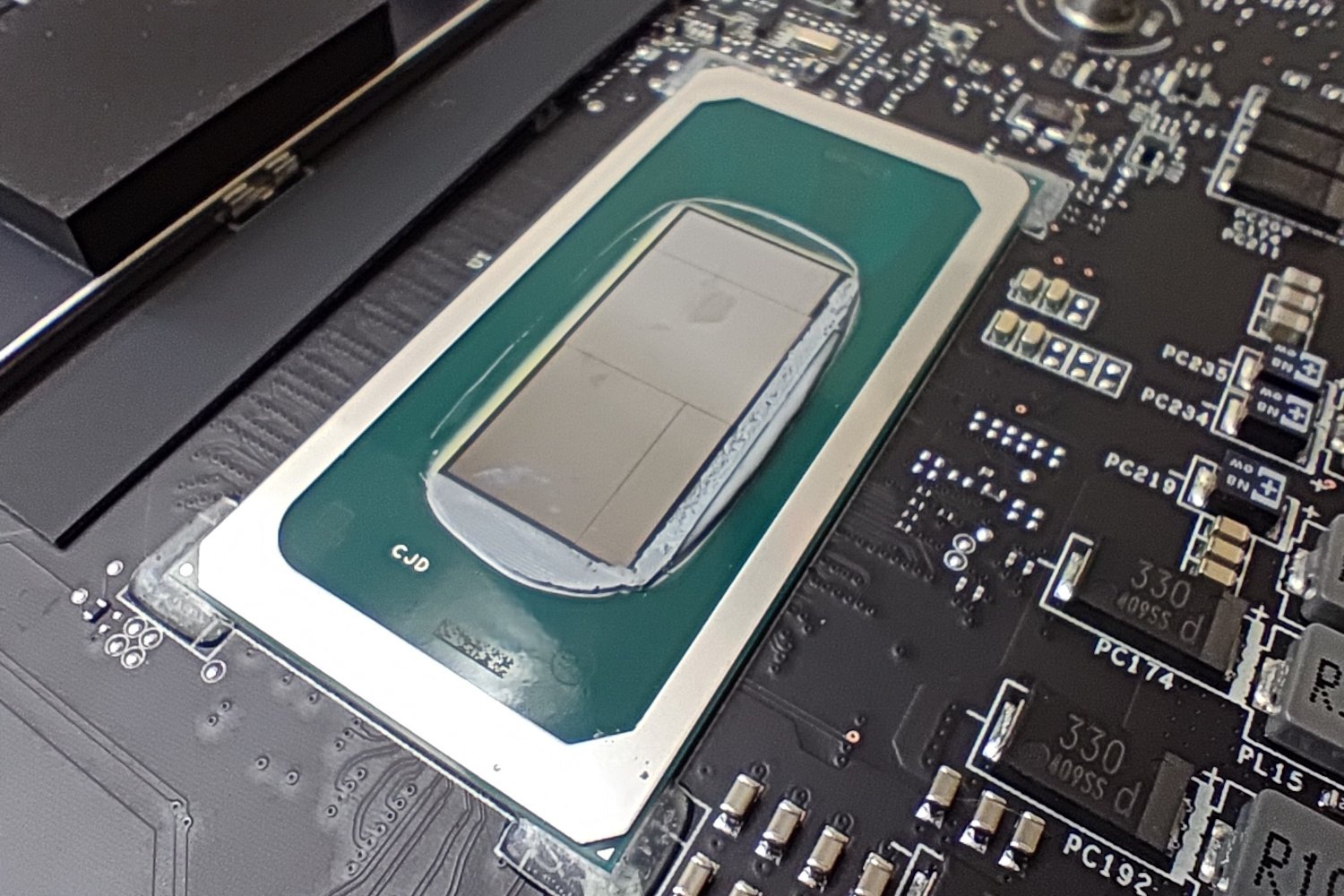 Intel Core Ultra 9 285h Test Processeur Die