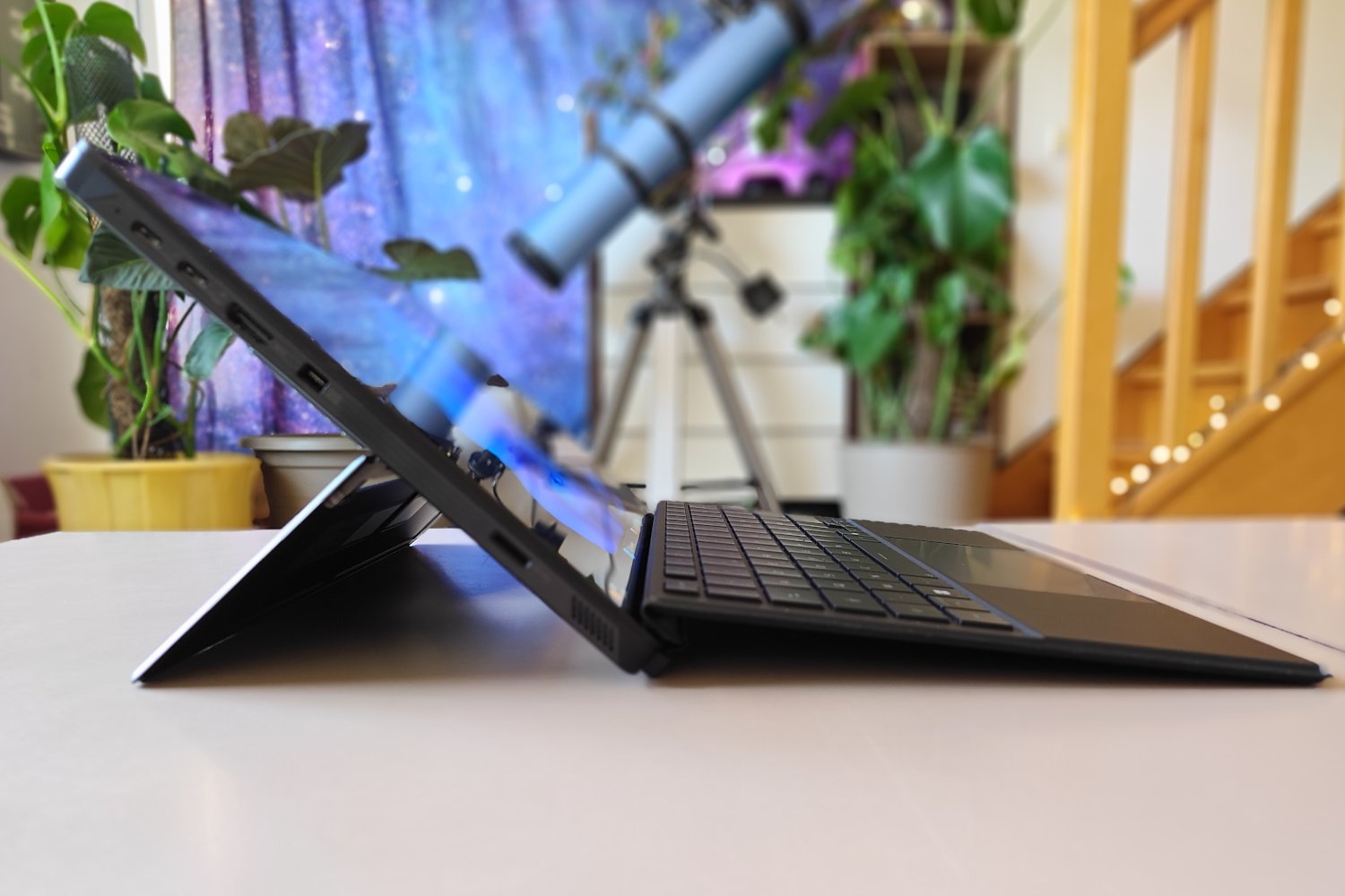 Asus Rog Flow Z13 Connectique Gauche