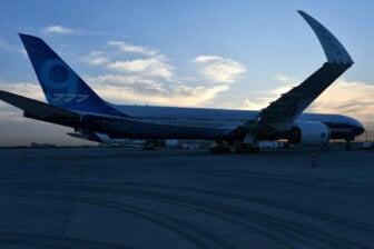Boeing 777 9