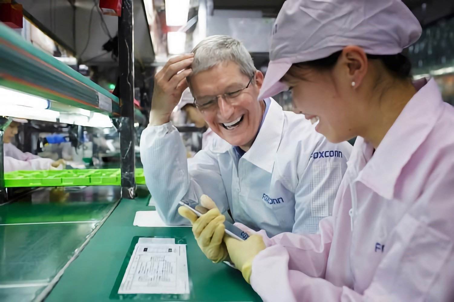 Tim Cook Foxconn Chine