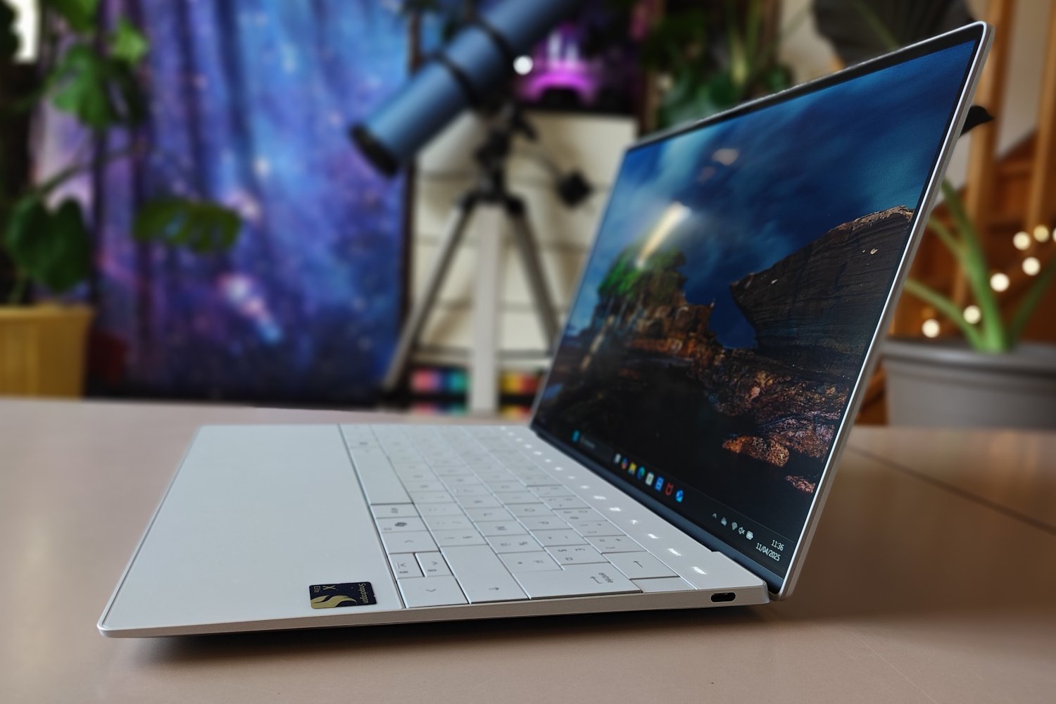 Dell Xps 13 9345 Snapdragon Test Droit