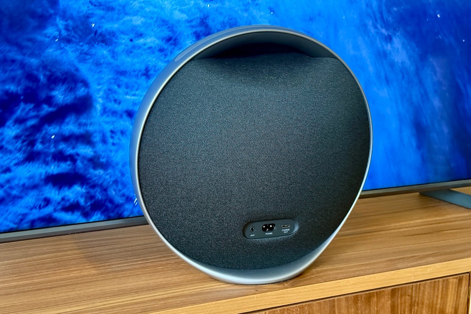 Harman Kardon Onyx Studio 9 7