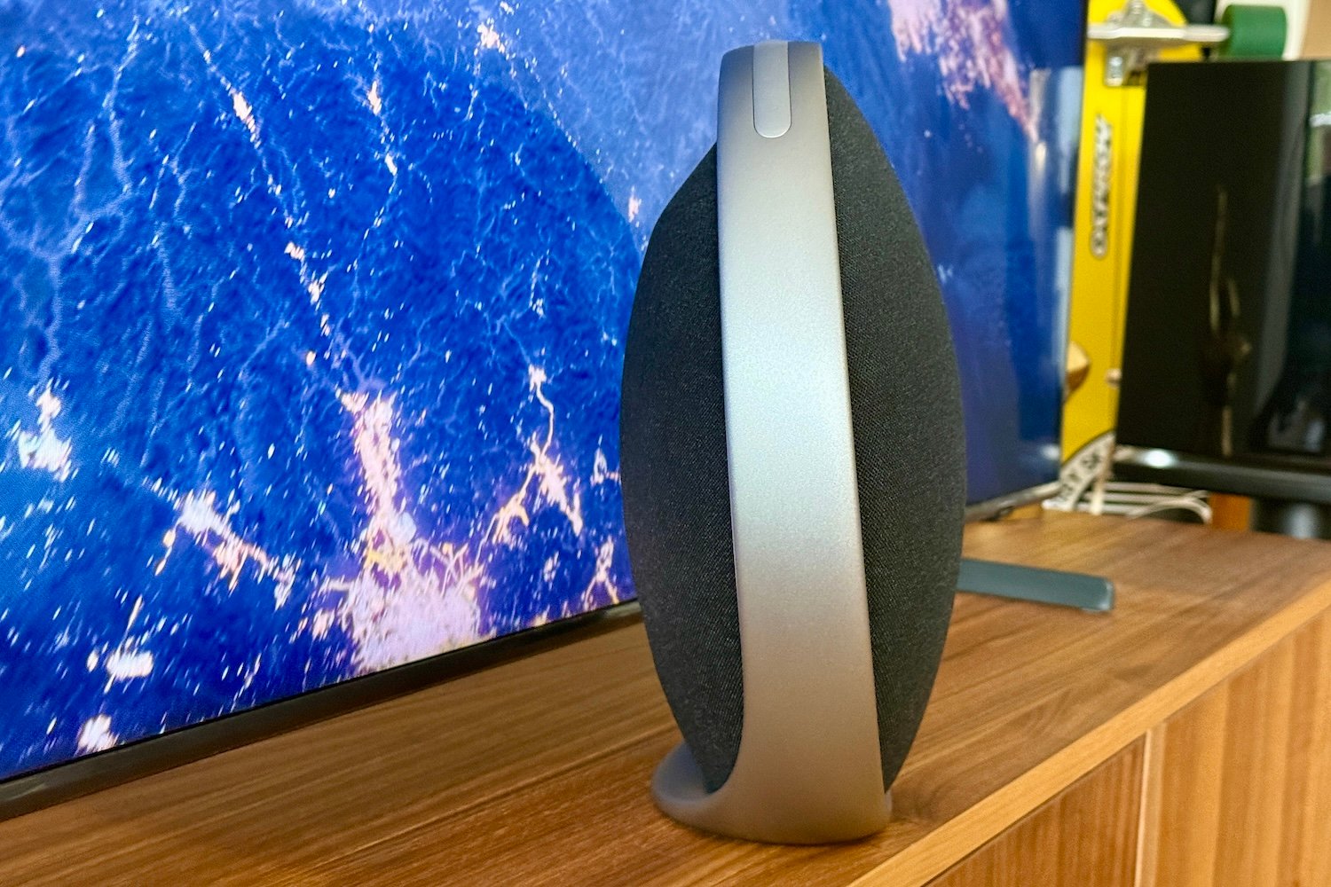 Harman Kardon Onyx Studio 9 9