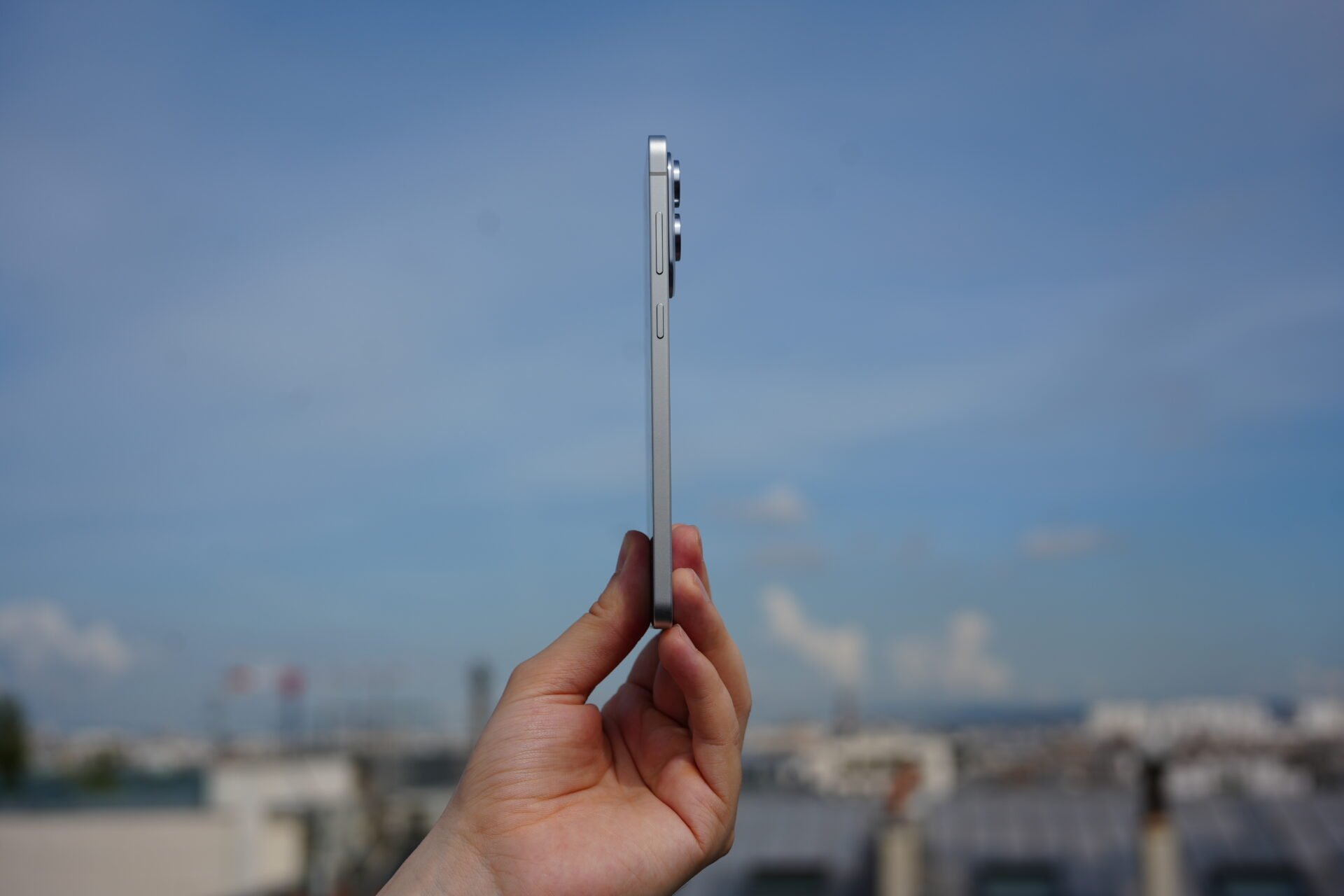 Samsung Galaxy S25 Edge Prise En Main (3)