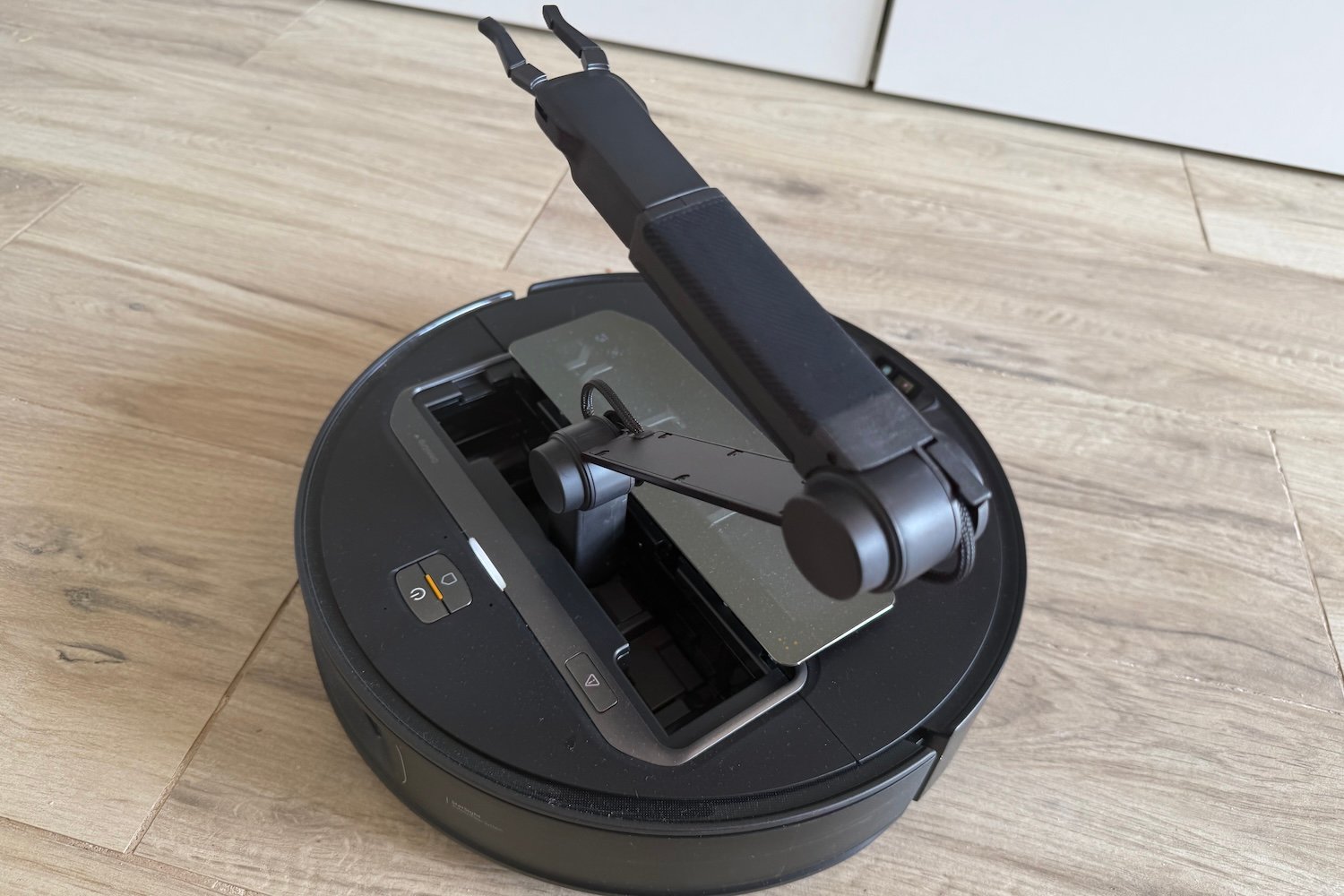 Test Roborock Saros Z70 Aspirateur Robot 23