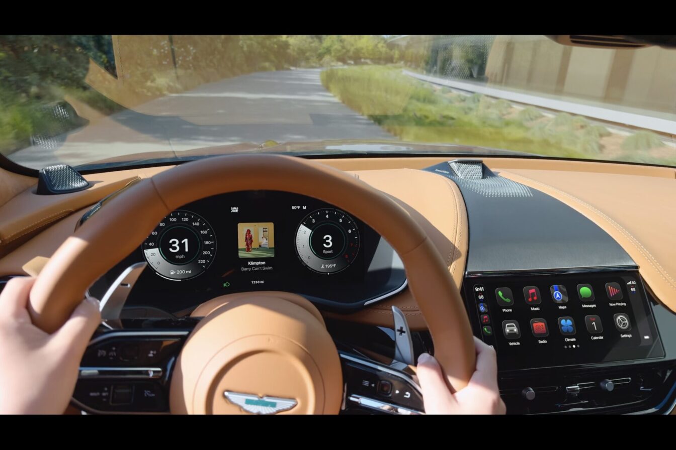 Apple CarPlay Ultra
