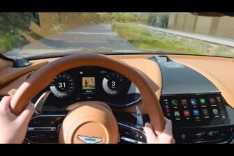 Apple CarPlay Ultra