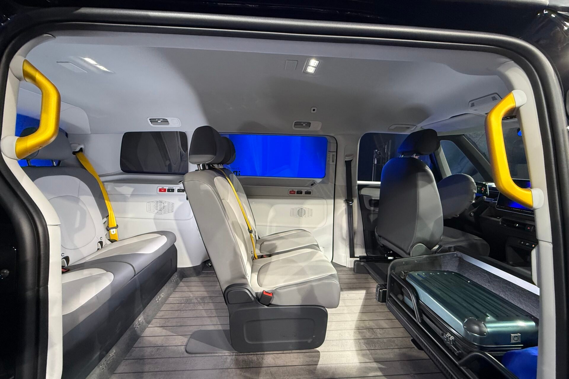 ID.Buzz AD voiture autonome MOIA