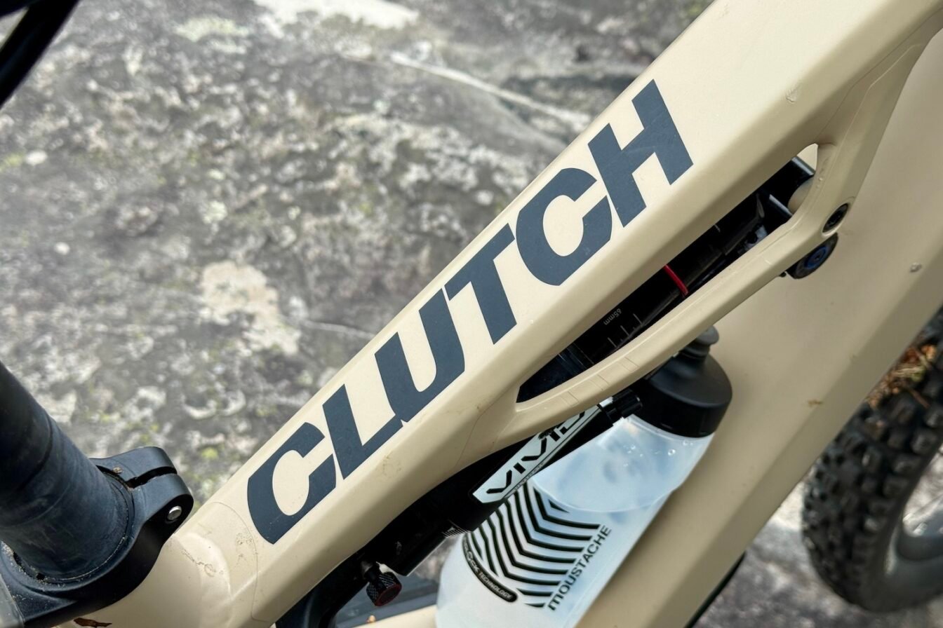Moustache Clutch Pinion 25