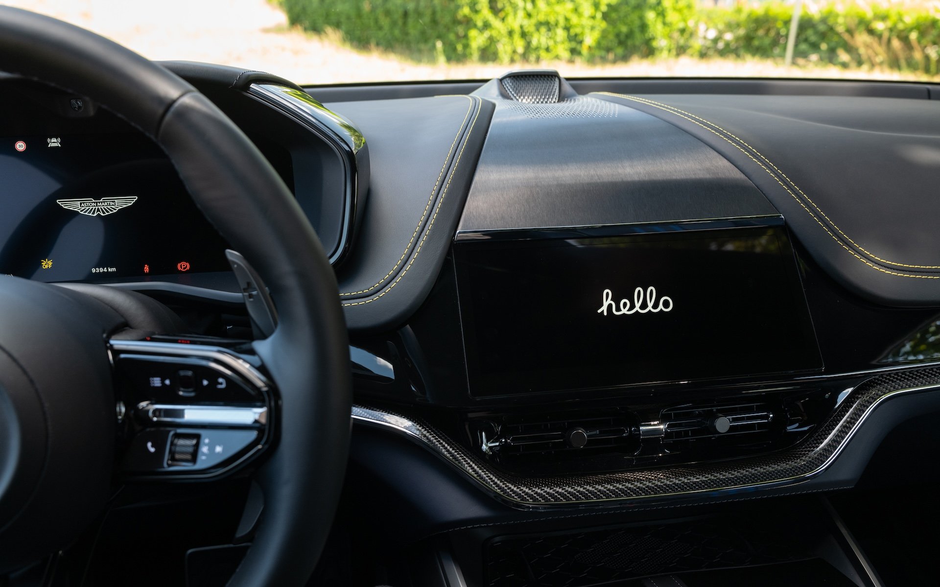 Essai Apple Carplay Ultra Aston Martin 4