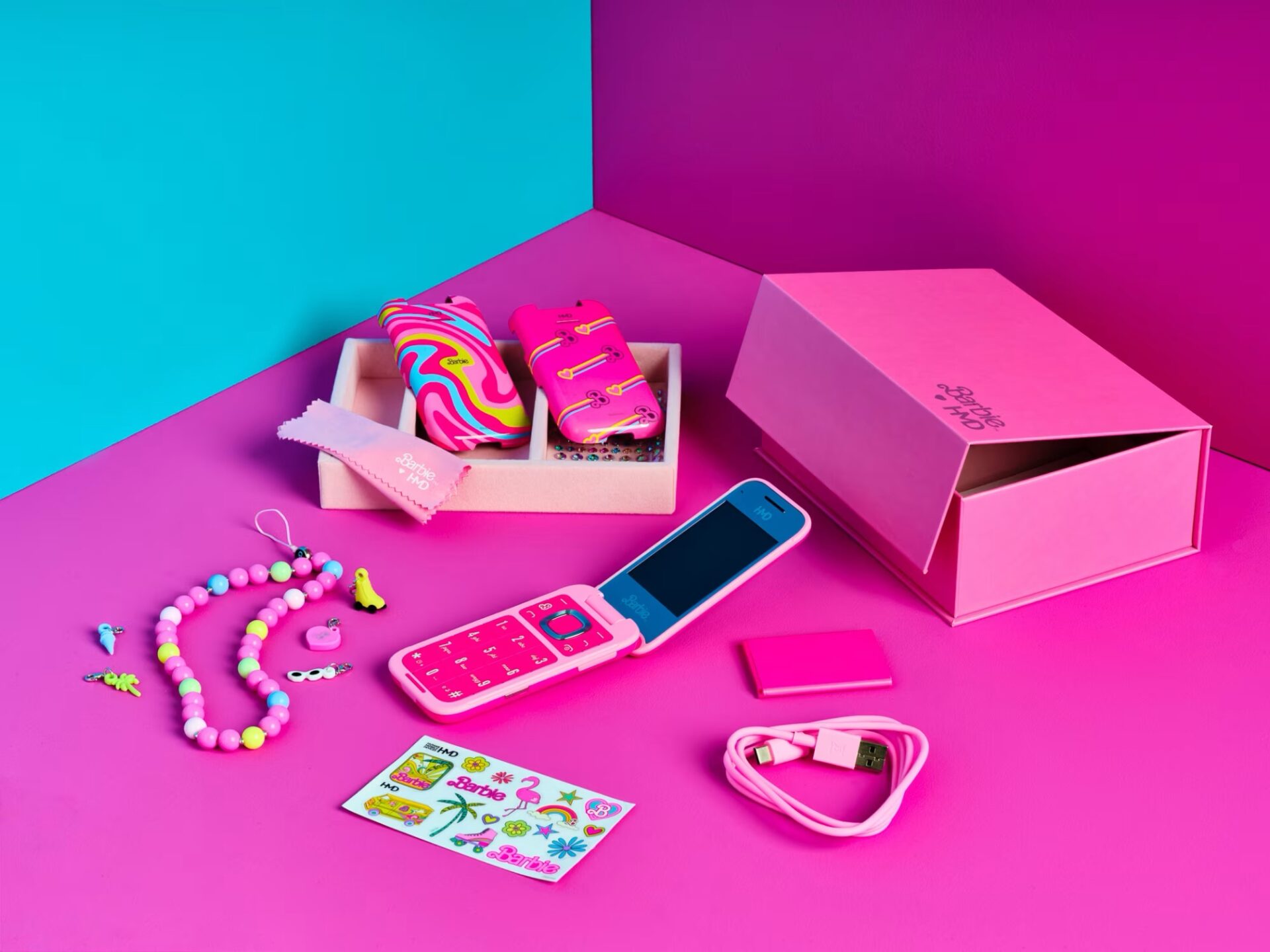 Barbie Phone Hmd