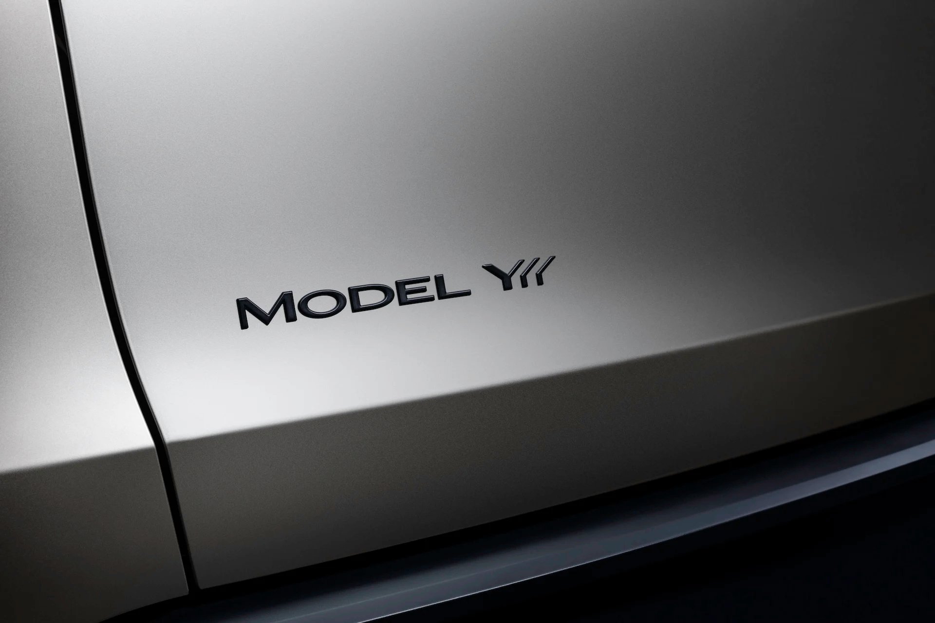 Tesla Model Y L 2025