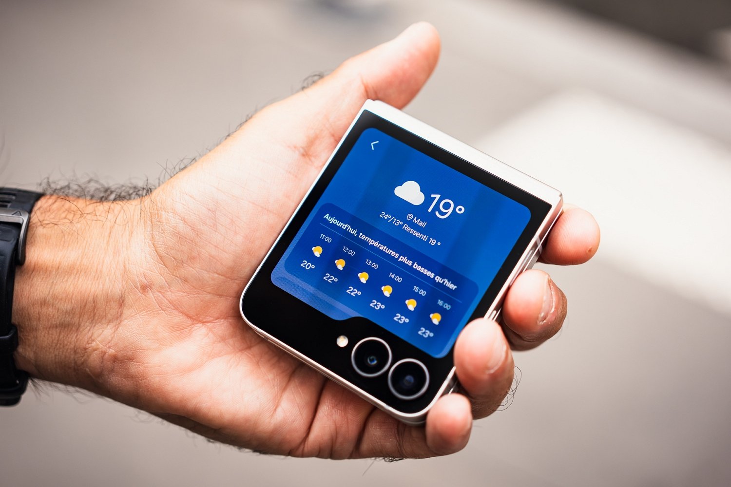 Samsung Galaxy Flip 7 Fe (2)