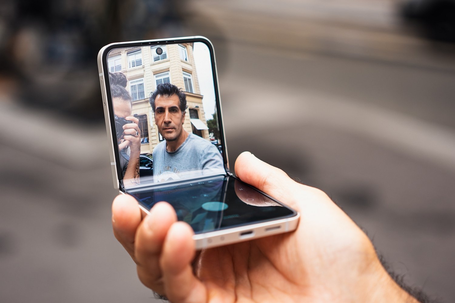 Samsung Galaxy Flip 7 Fe (9)