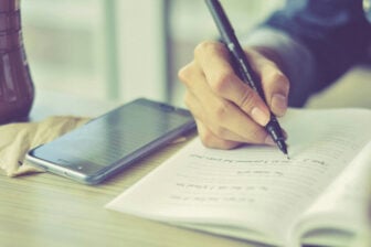 Ecrire Papier Smartphone Stylo