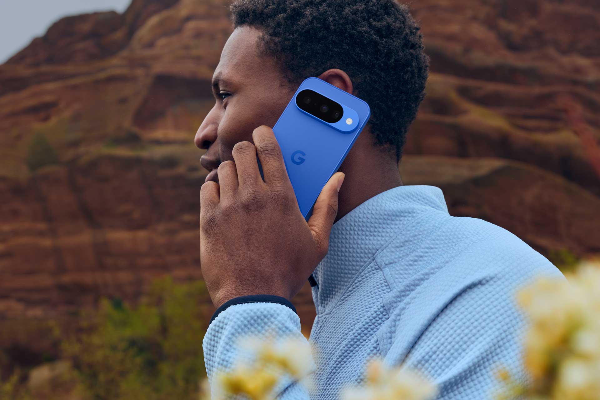 Google Pixel 10 Indigo