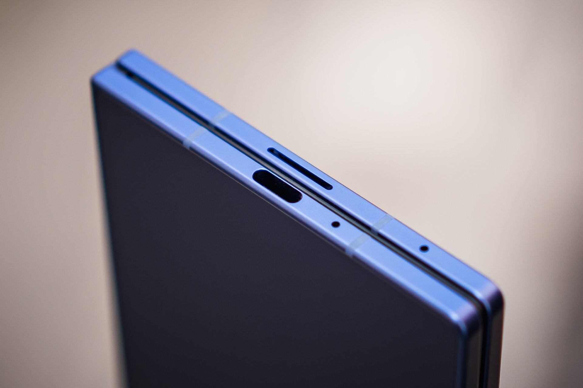 Test Samsung Galaxy Z Fold 7 Avis Usb C