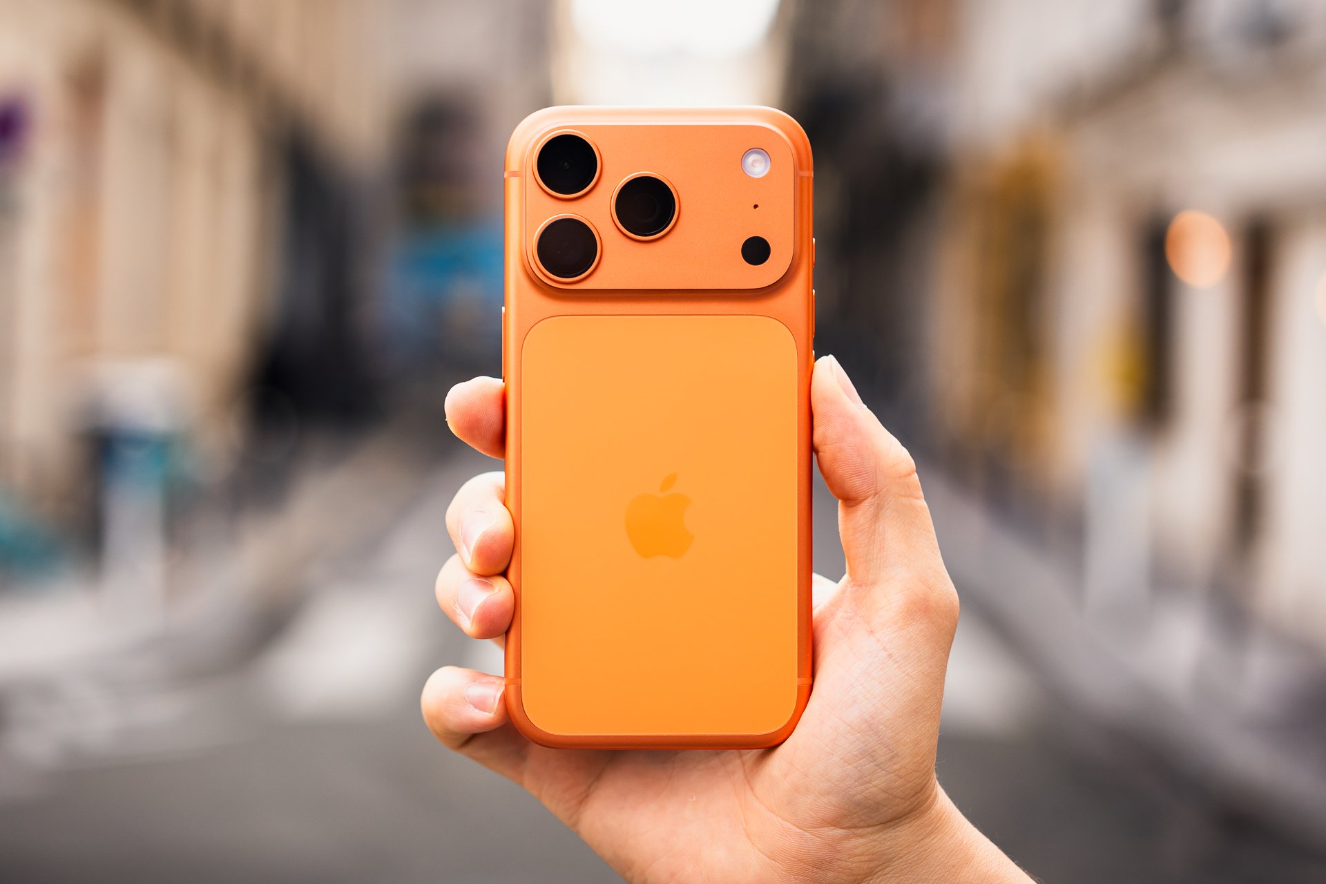 Apple iPhone 17 Pro (2)