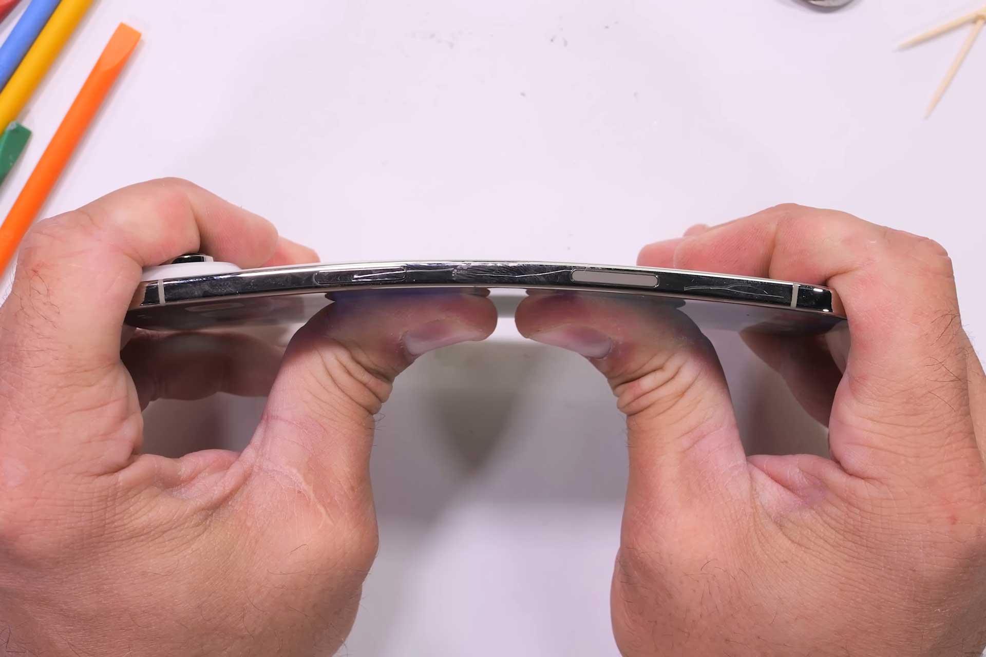 iPhone Air Durability Test 5