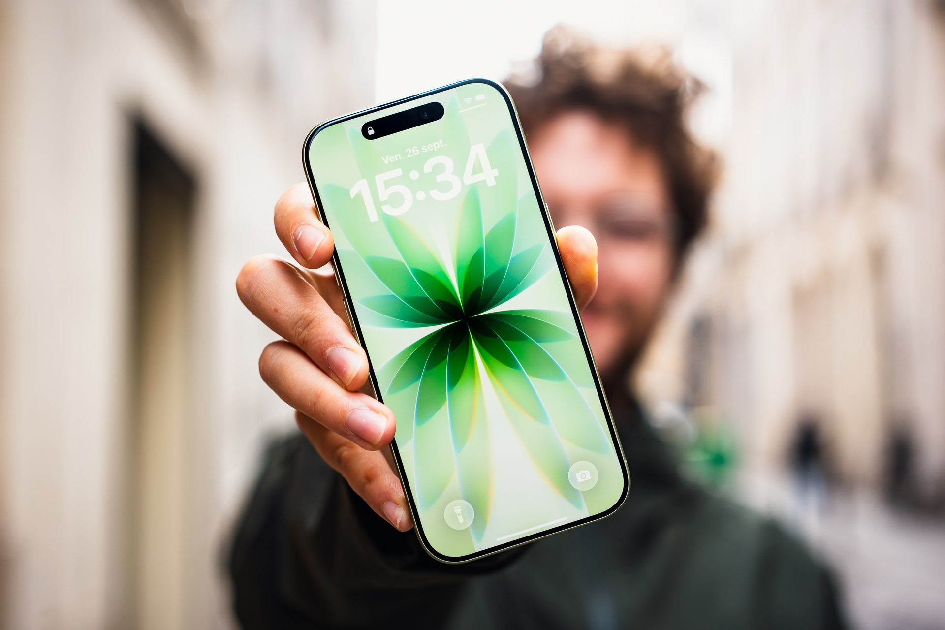 Test iPhone 17 Avis Verrouillé 2