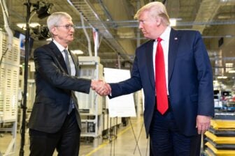 Tim Cook Donald Trump